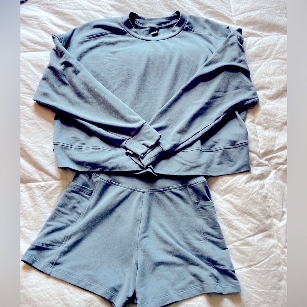 Old Navy Matching Lounge Set!